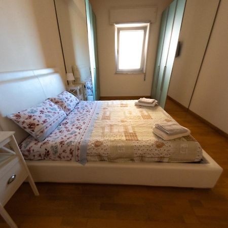 Attico Con Vista Panoramica Apartment Livorno Bagian luar foto