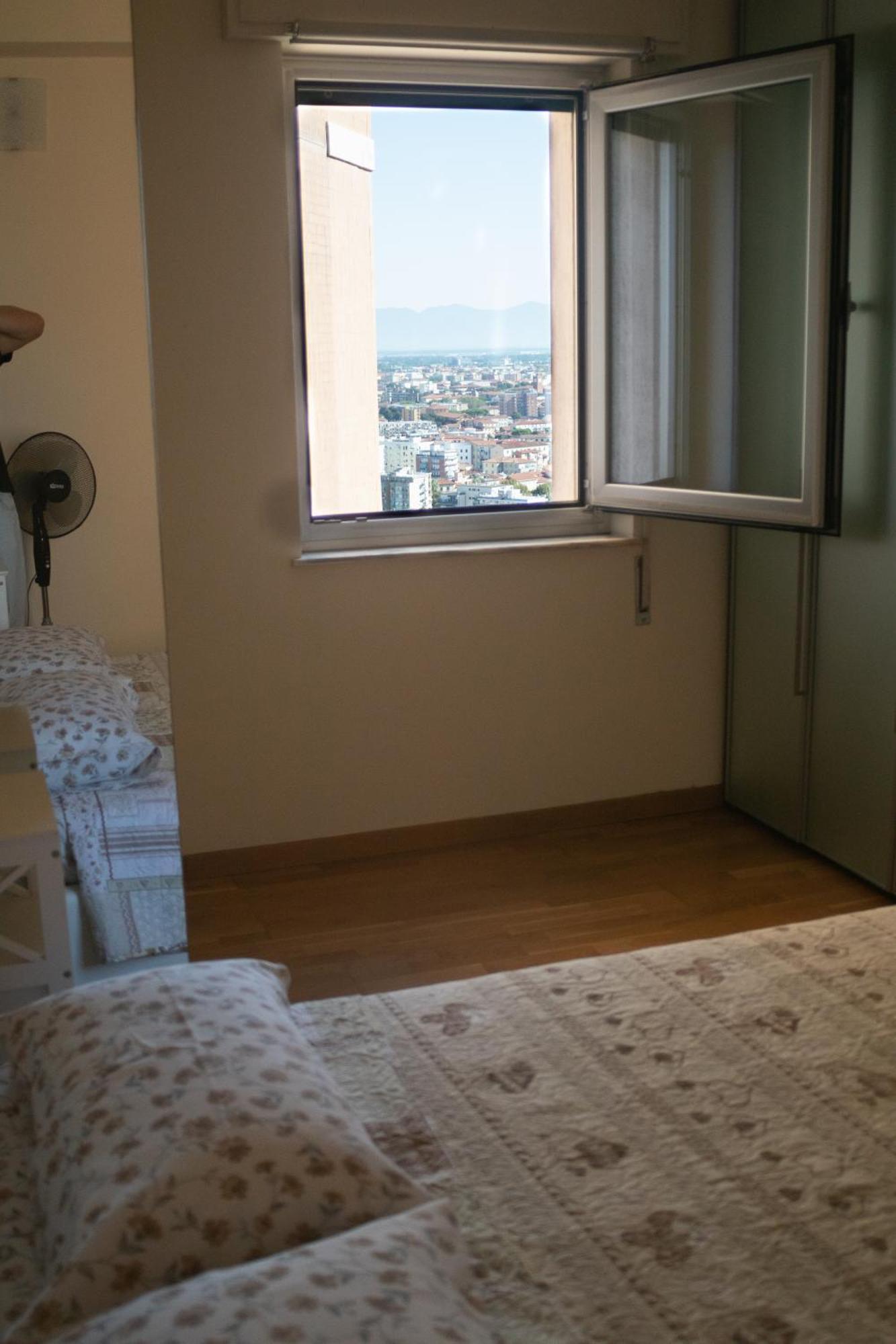 Attico Con Vista Panoramica Apartment Livorno Bagian luar foto